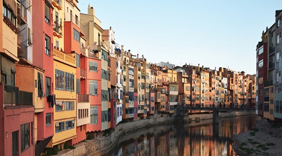 Reflections of a Spanish beauty named Girona