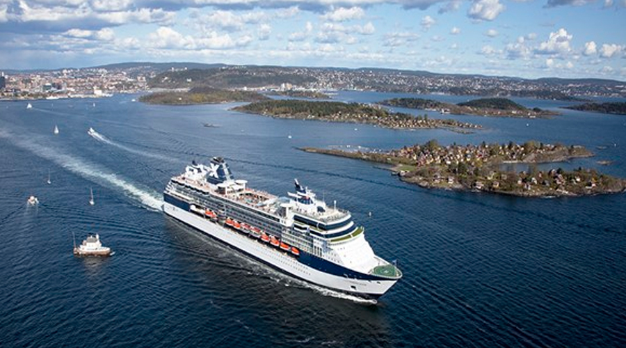 A Ship of Foods Appeases Cruise Passengers