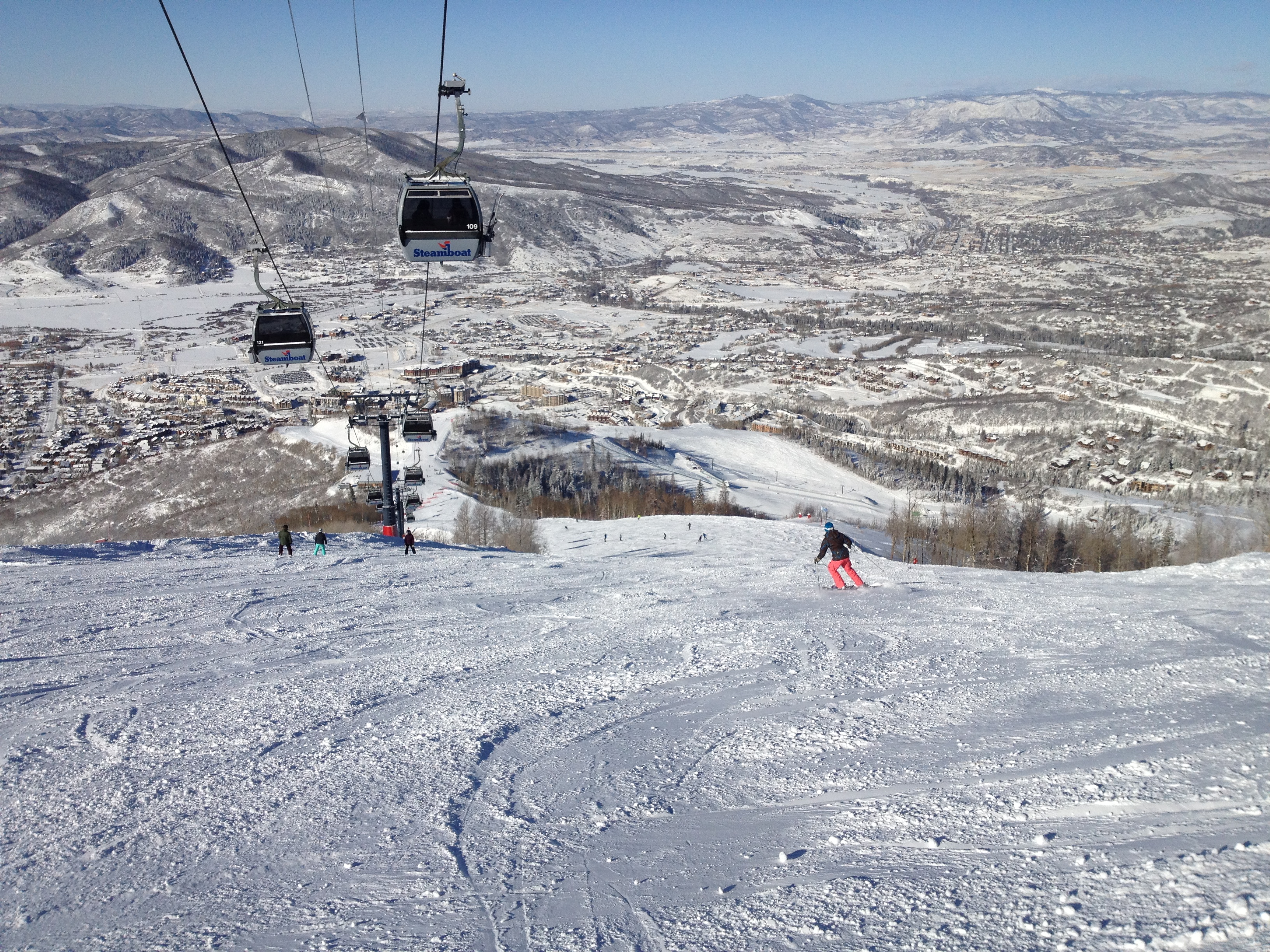 Skiing-Daze-1